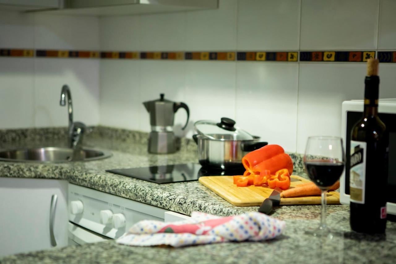 Apartamentos Cean Bermudez Хіхон Екстер'єр фото