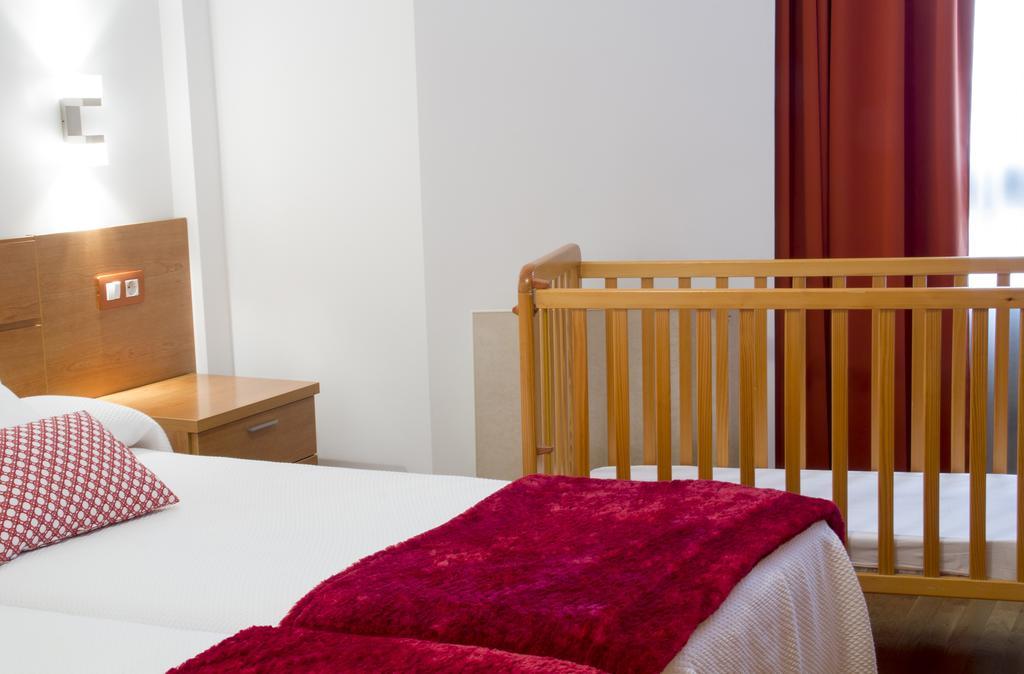 Apartamentos Cean Bermudez Хіхон Екстер'єр фото