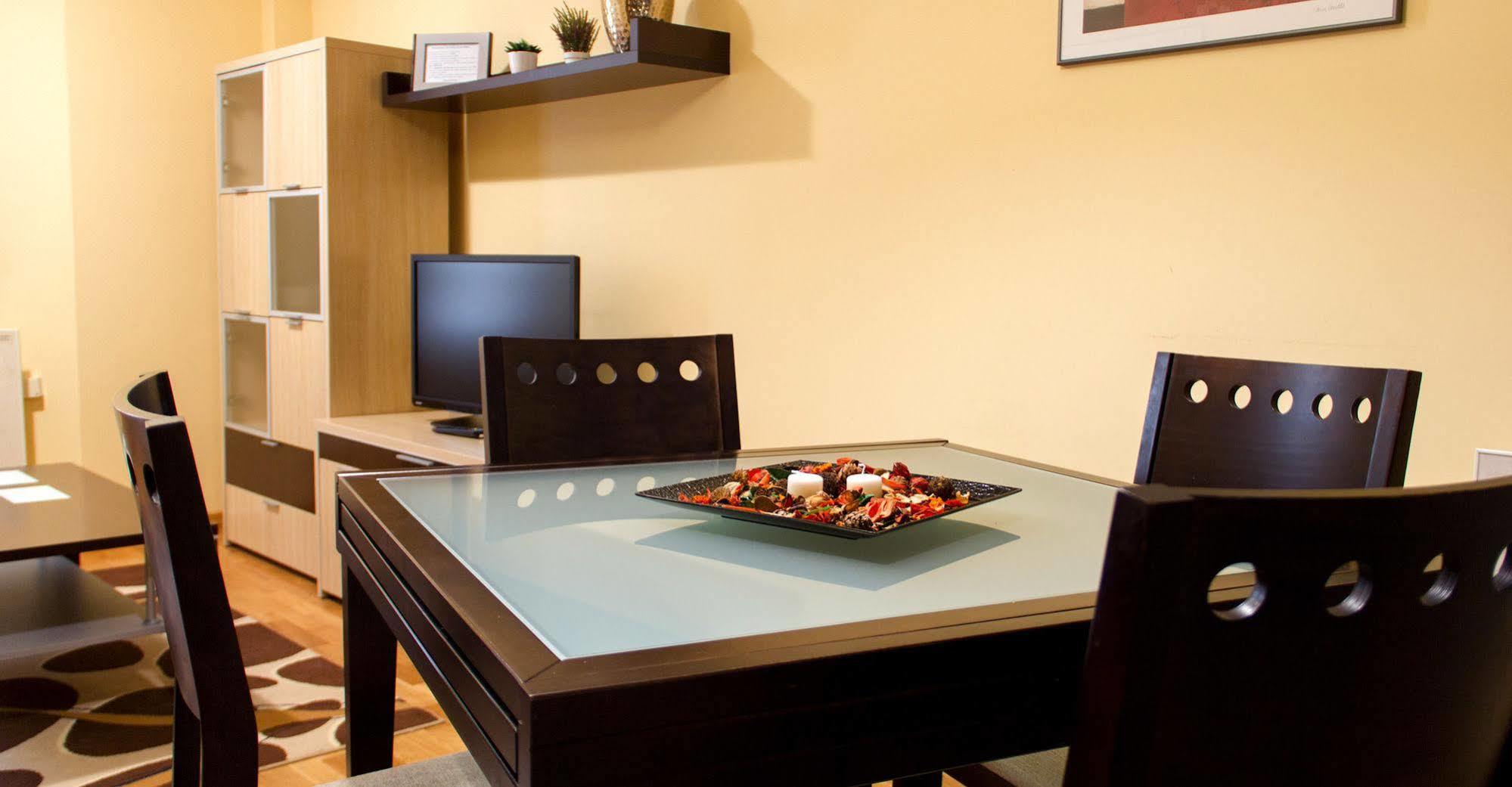 Apartamentos Cean Bermudez Хіхон Екстер'єр фото
