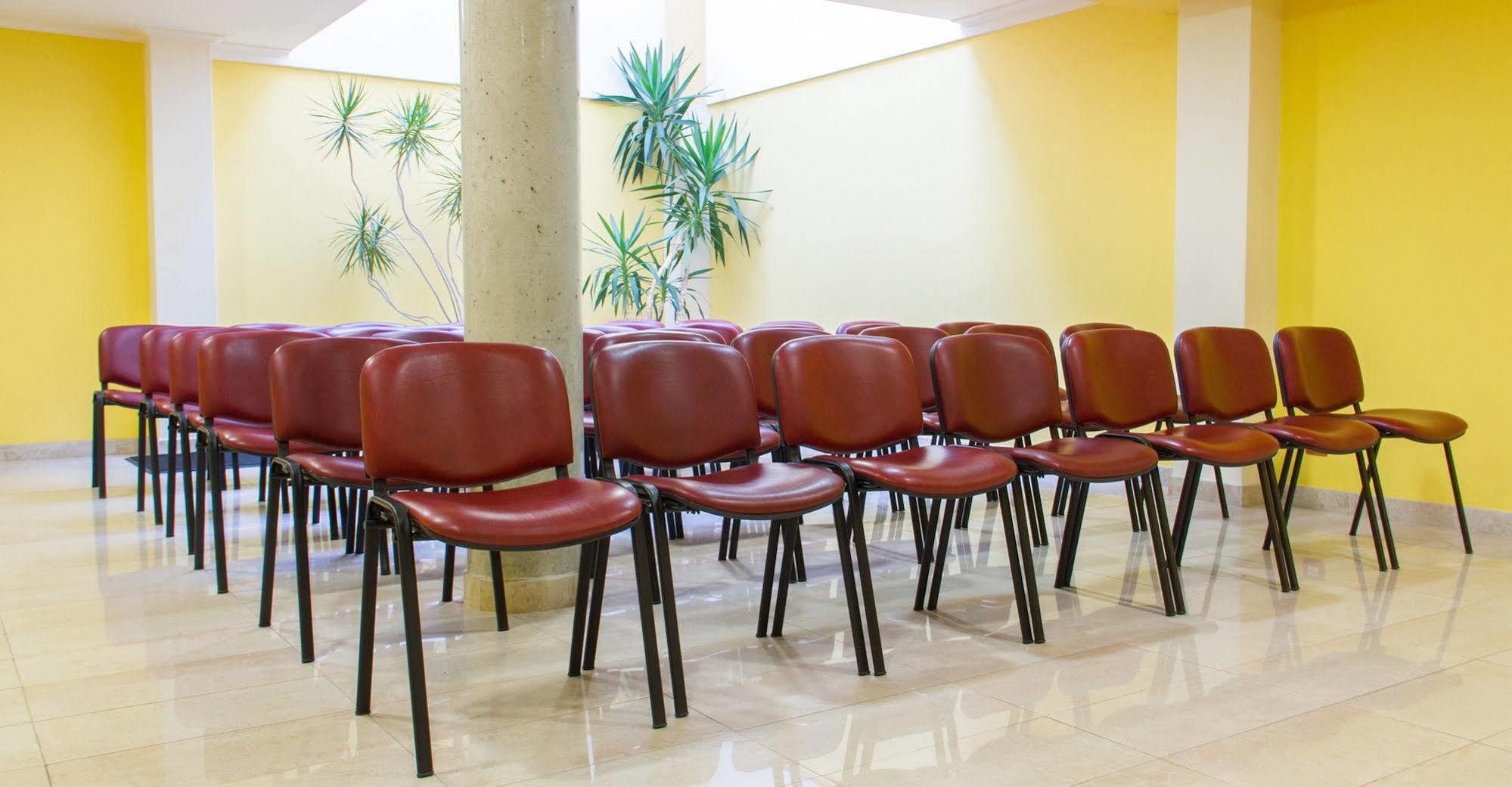 Apartamentos Cean Bermudez Хіхон Екстер'єр фото